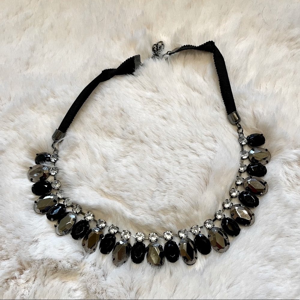 Statement necklace